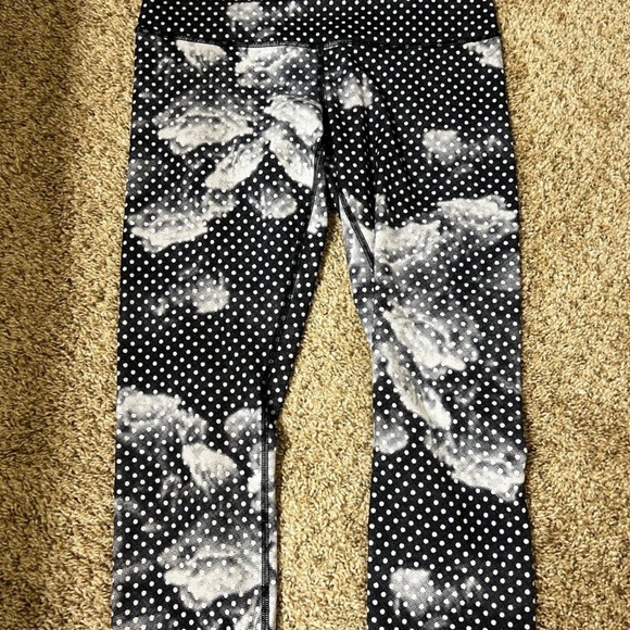 Lululemon Wunder Under Crop II *Full-On Luon Dottie Dream Rose Neutral Blush Bla - Picture 1 of 3